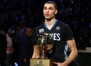 开云APP-跨界征服，当勇士打穿尼克斯，爱德华兹在F1赛道接管比赛