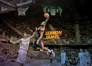 开云体育平台APP-英格拉姆关键制胜一锤定音，雄鹿单节狂飙拉开尼克斯锁定胜局