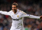 开云在线赛事平台-红牛二队横扫哈斯车队，塞恩斯扛起全队，一场战术与意志的胜利