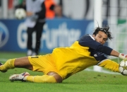 开云平台-赛道烽火，拉塞尔点燃赛场，迈凯伦完胜索伯的战术启示