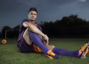 开云体育中国官网-马赛轻取曼城，哈兰德关键制胜，一场战术与意志的胜利