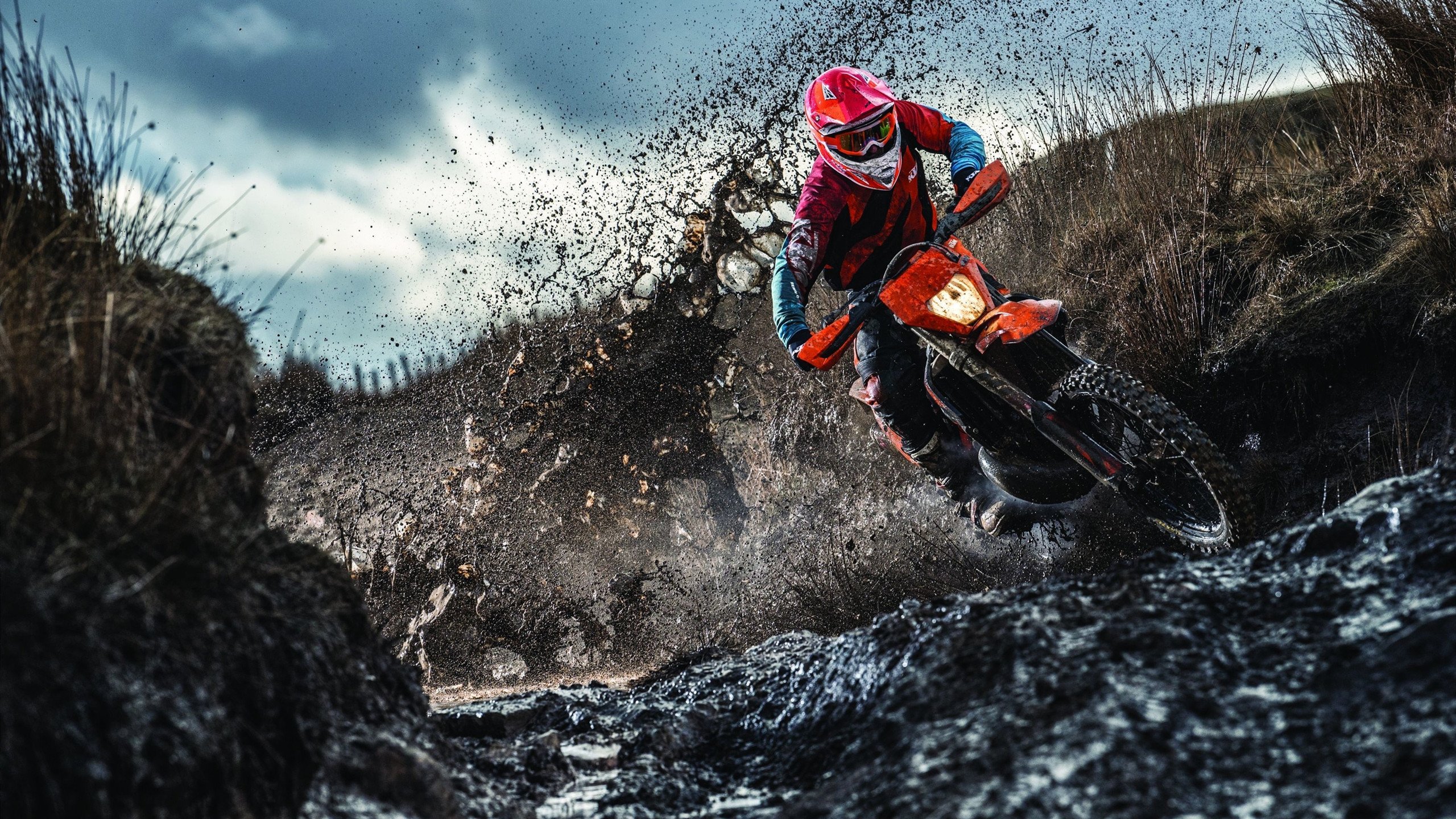 骑士完胜马刺，库里化身关键先生，一剑封喉定乾坤