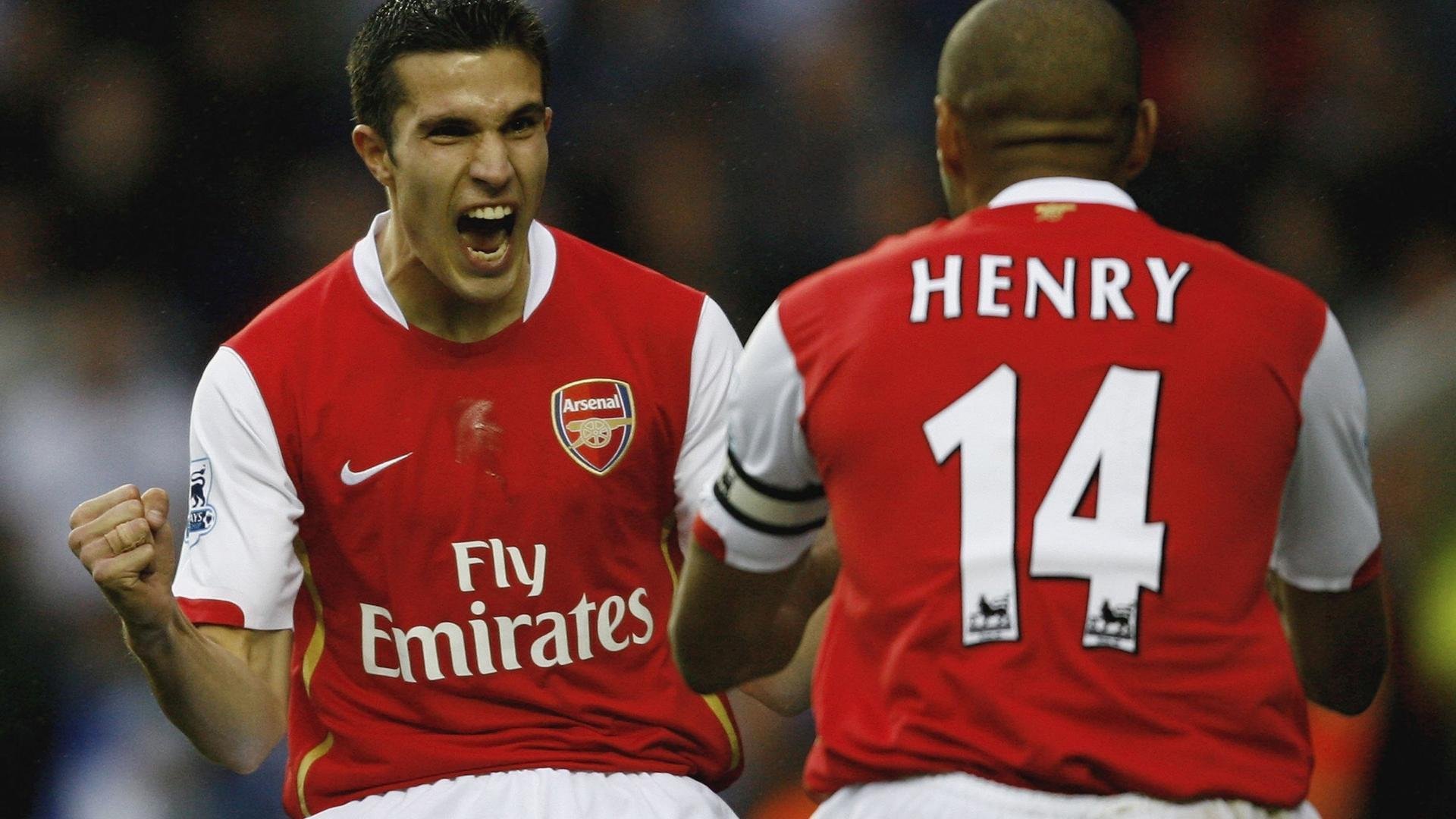 年度焦点之战之夜，阿坎吉连续得分拉开差距，奠定胜局