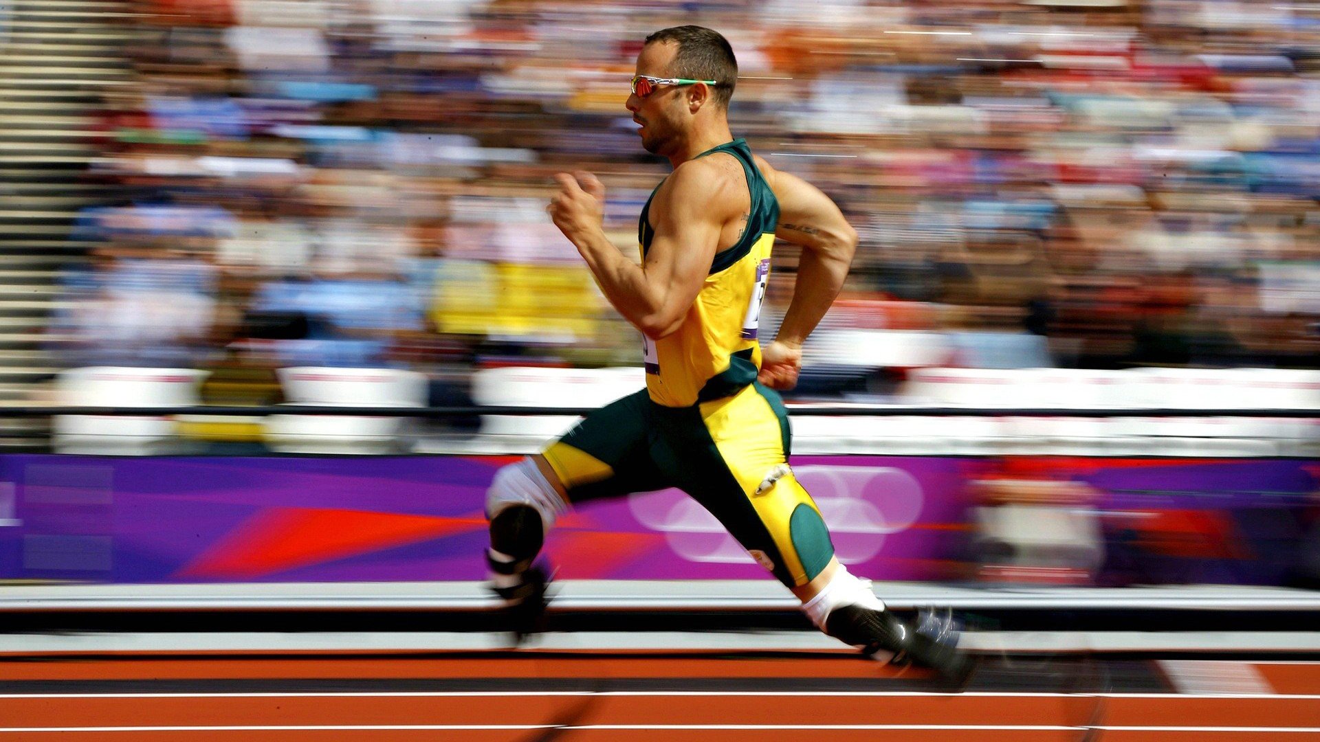 赛道与球场,当约基奇在F1街道赛接管比赛,上海队决胜局带走鹈鹕